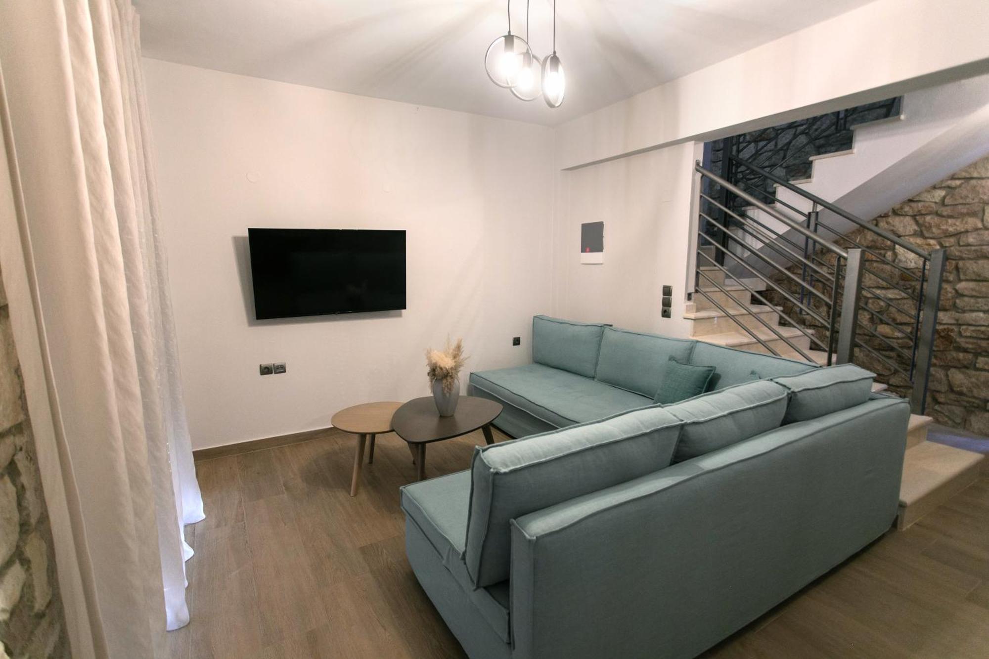 Michelangelo Suites And Apartments Valanidorachi Ngoại thất bức ảnh