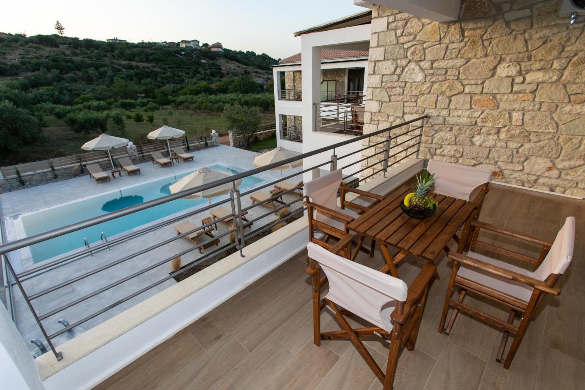 Michelangelo Suites And Apartments Valanidorachi Ngoại thất bức ảnh